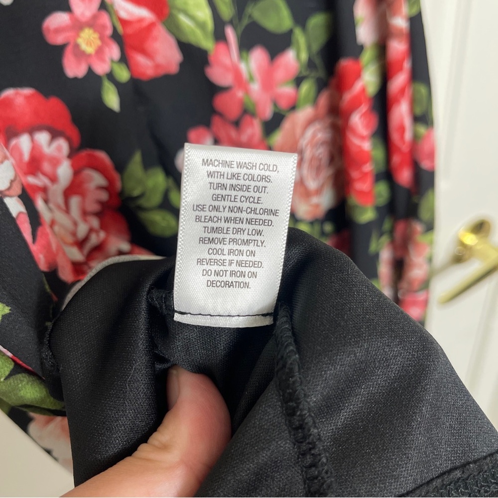 Disney Princess Black and Pink Floral Dress - Picture 12 of 12